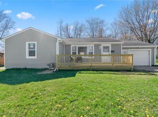 914 Pinecrest Rd, Girard, OH 44420