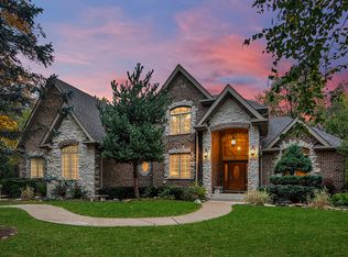 209 Linden Oaks Ln, New Lenox, IL 60451