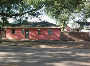 2312 St Bernard Ave, New Orleans, LA 70119