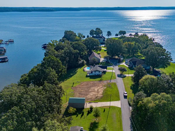 231 Captain Ln, Gilbertsville, KY 42044