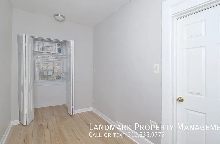 1917 S May St #1R — Photo 15