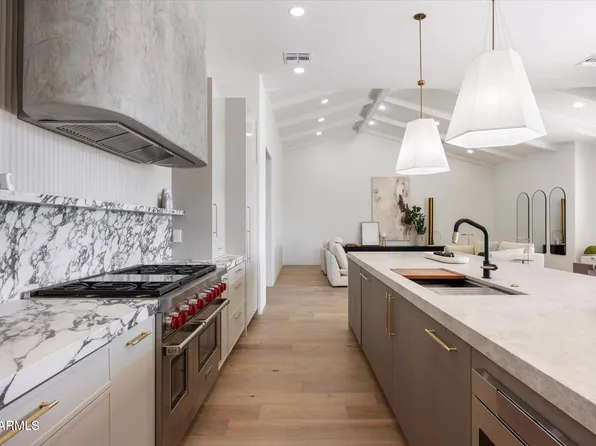 10541 E WINDROSE Drive, Scottsdale, AZ 85259