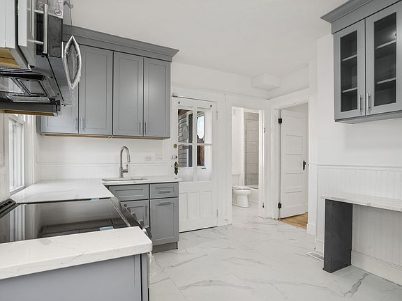 3rd image of 27 5th St #1