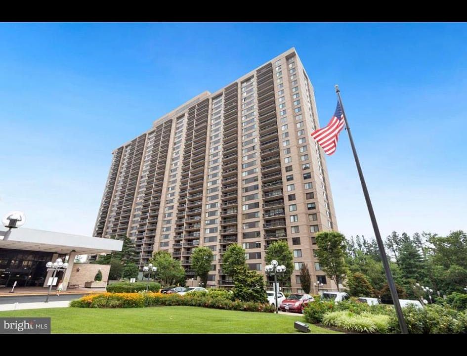 1st image of 3705 S George Mason Dr APT 2607