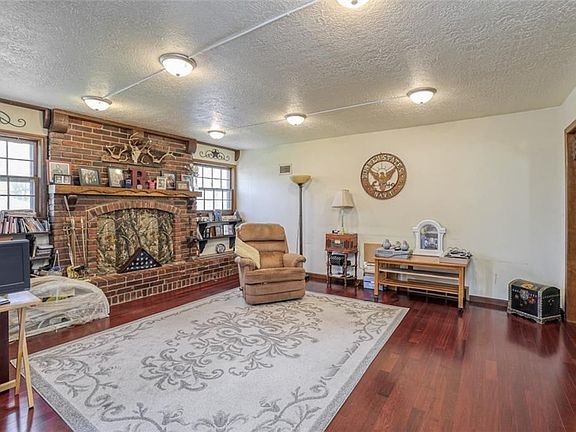 4th image of 7700 E 127th Pl