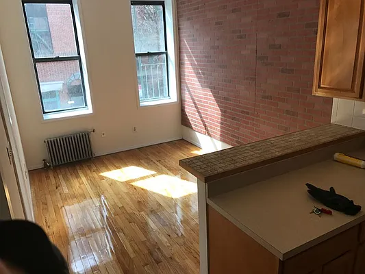 Rented by J Misrahi Realty Corp | media 9