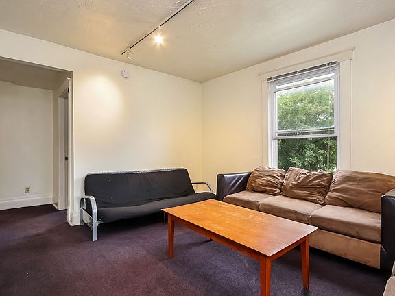 4th image of 1344 Wilmot Ct