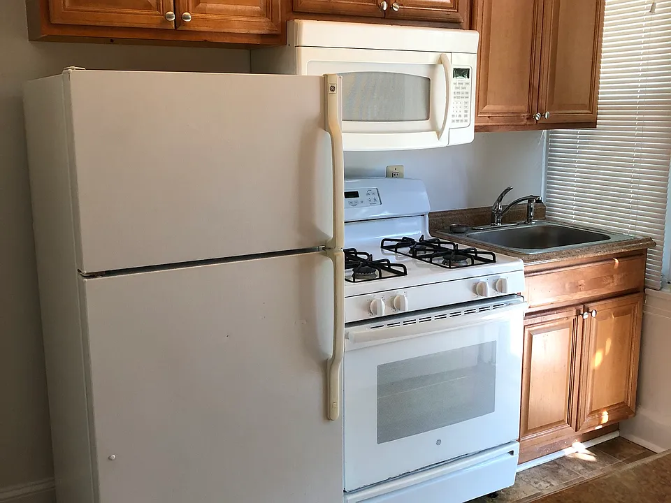 328 E University Pkwy #2