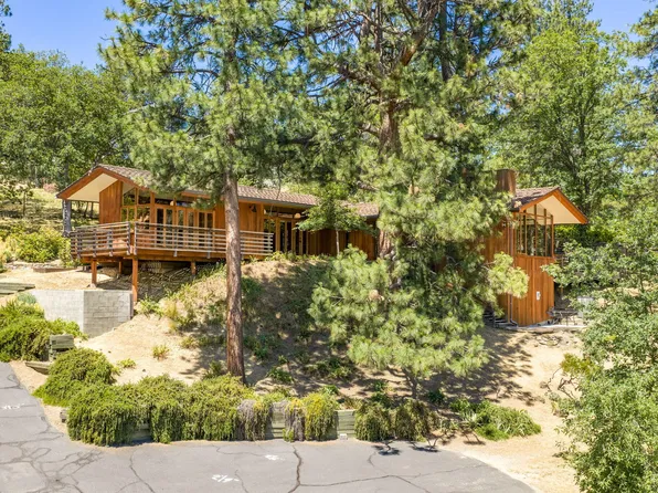 155 Terrace St, Ashland, OR 97520