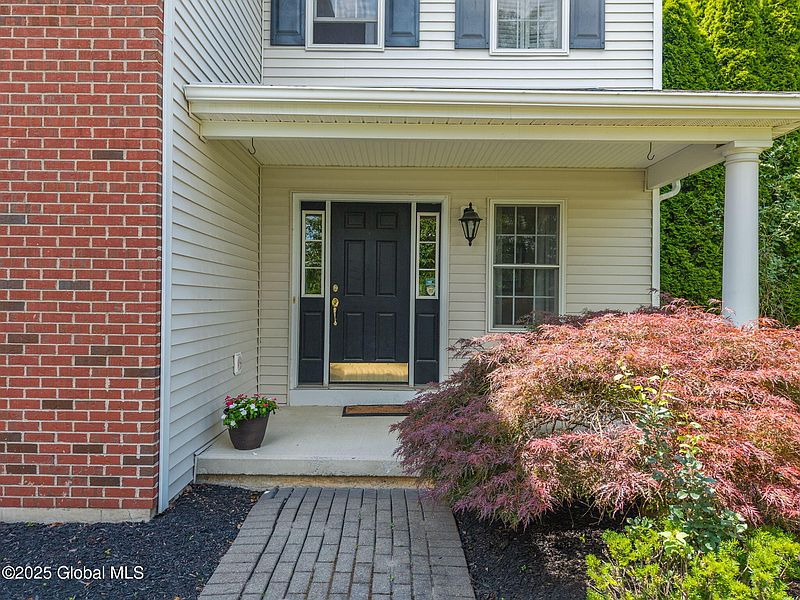 4th image of 16 Callaway Circle