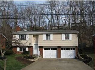 796 Cedarwood Dr, Pittsburgh, PA