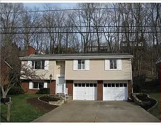 796 Cedarwood Dr photo 1