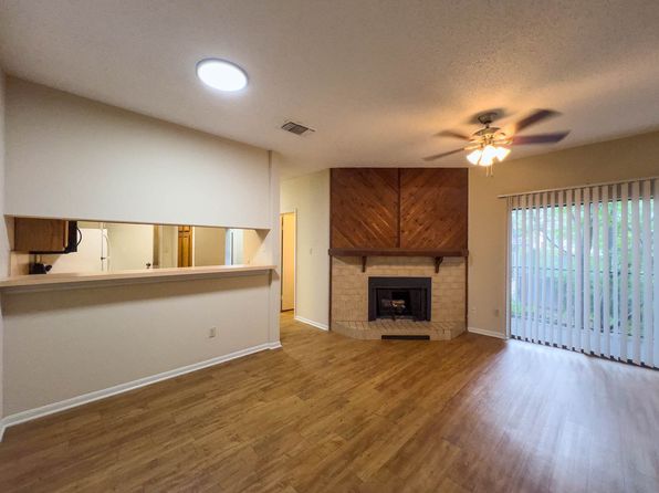 2901 San Jacinto Blvd #208-2