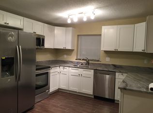 578 Royal Palms Dr, Atlantic Beach, FL 32233