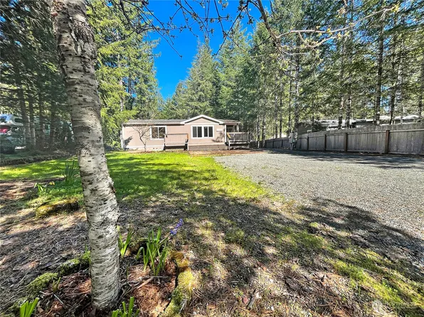 131 N Hamma Hamma Drive E, Hoodsport, WA 98548