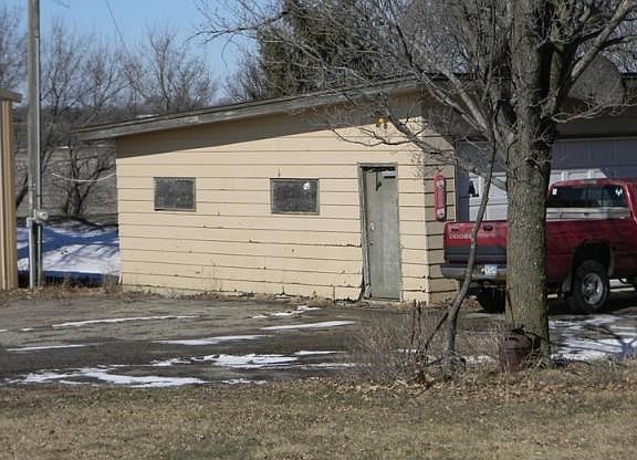 3rd image of 7980 W 228th St