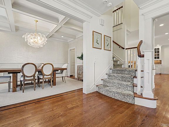 5th image of 30 Wainwright Street
