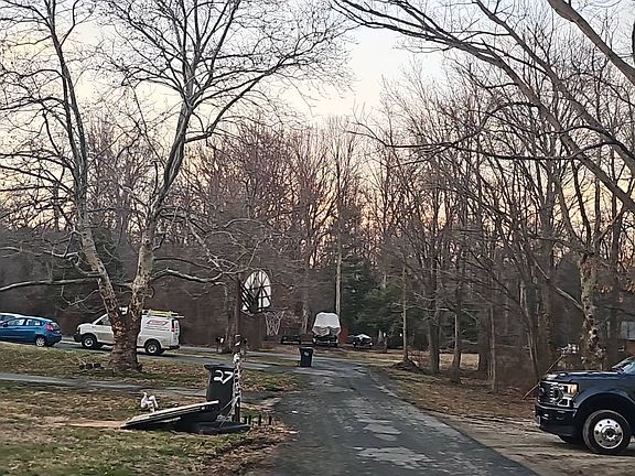 5th image of 27 1st Ave