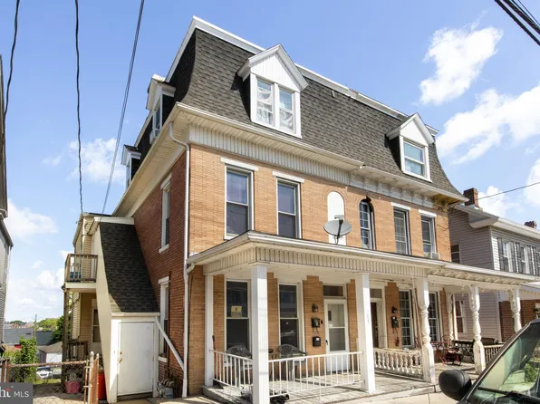 237 W Broadway, Red Lion, PA 17356