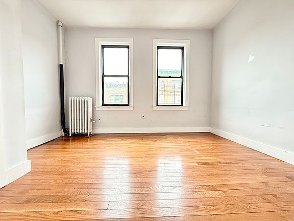 4th image of 827 Nostrand Ave APT 6