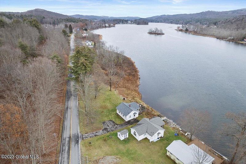 4th image of 4112 County Route 48