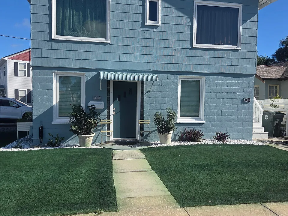 601 Vermont Ave #1