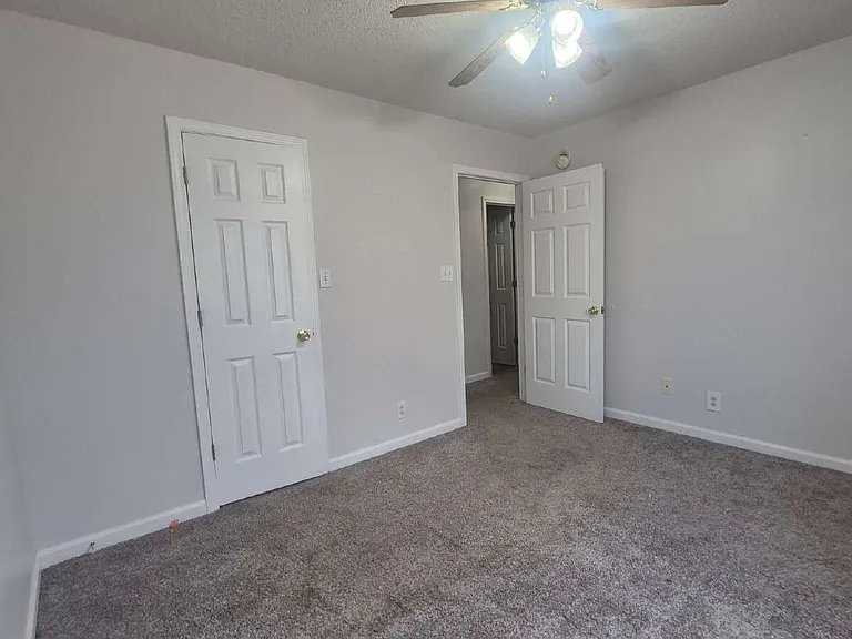 825 Decoy Ct — Photo 18
