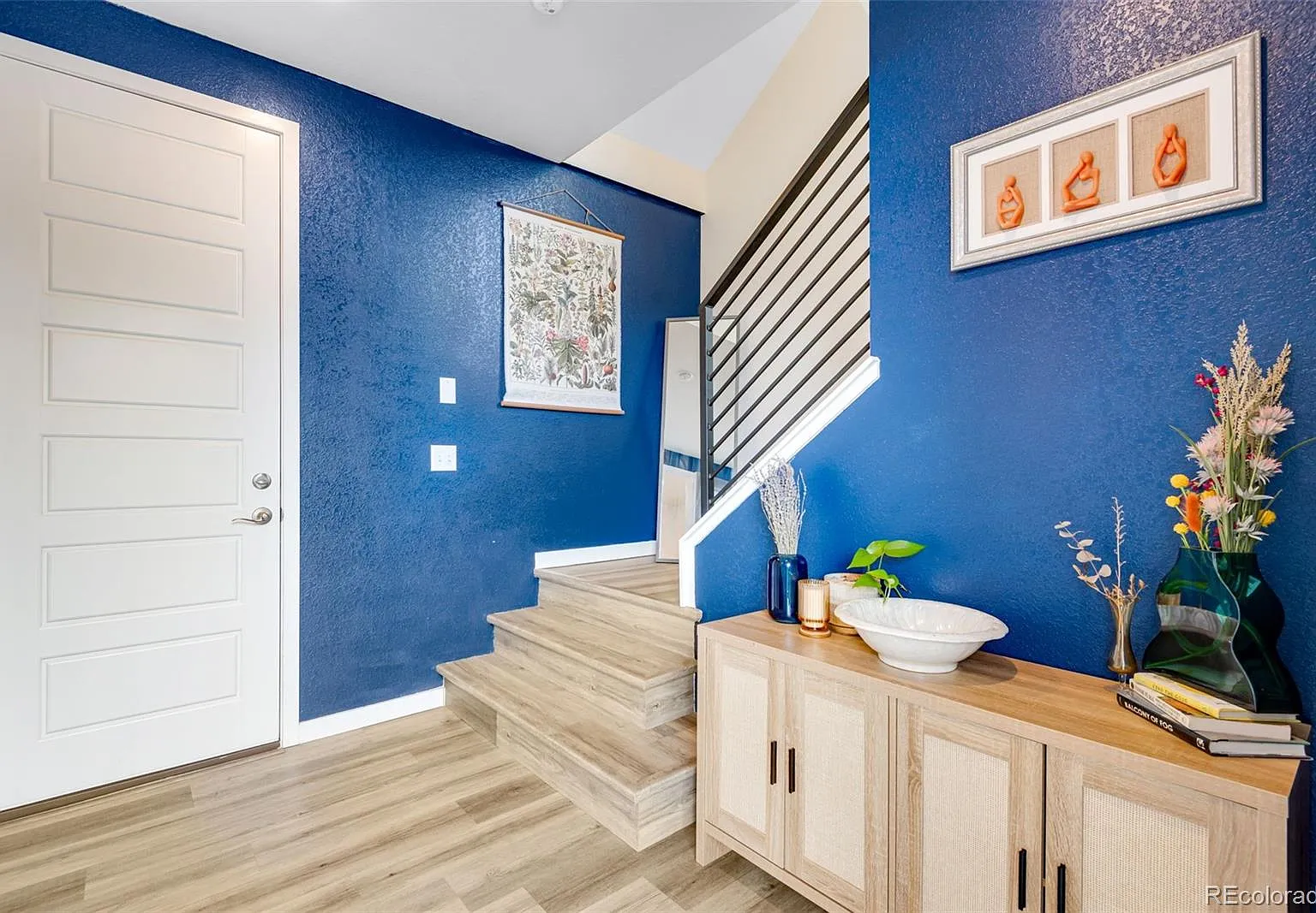 2 bed, 2.5 bath, 1800 sqft, $3,500 — Photo 3