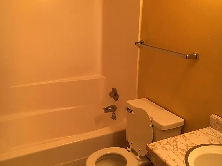 235 Lake Ave NW #25 — Photo 6
