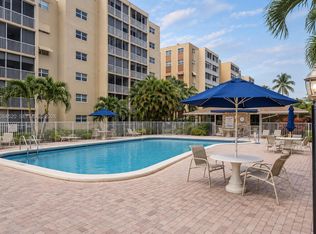 620 NE 12th Ave APT 504, Hallandale Beach, FL 33009