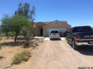 327 S Bouse Rd, Golden Valley, AZ 86413