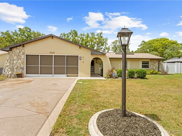 9069 Gaynor St, Spring Hill, FL 34608