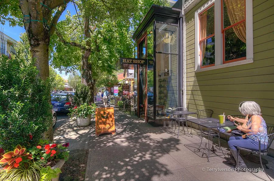 Nob Hill Apartments — Photo 1