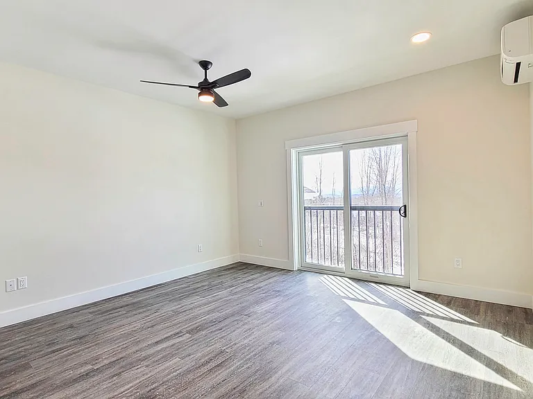 64 Aiken St #304 — Photo 29