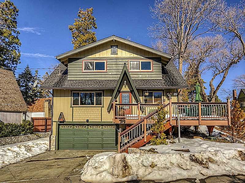 1st image of 384 Spruce Dr