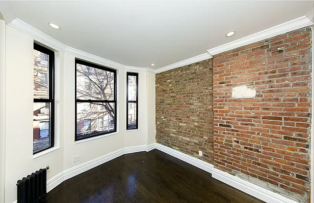 Rented by REAL New York | media 11