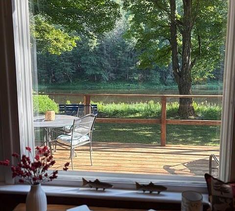 4th image of 205 Long Flats Road