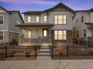 24821 E 33rd Dr, Aurora, CO 80019