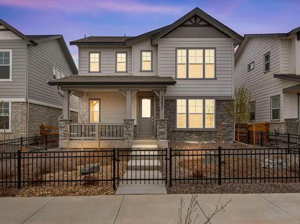 24821 E 33rd Dr, Aurora, CO 80019