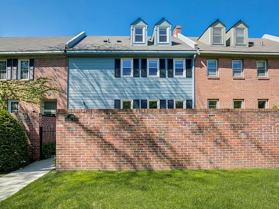 2nd image of 1183 Ivy Hill Dr