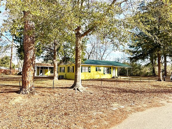 2nd image of 118 Flint St