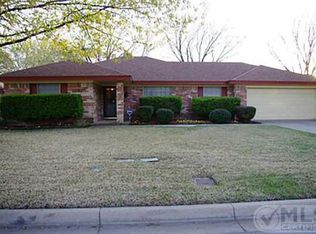 3317 Wayland Dr, Fort Worth, TX 76133