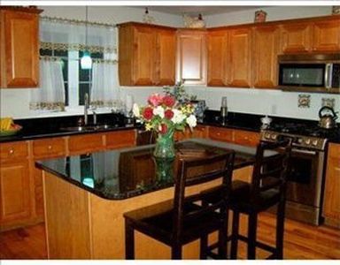 1 Bay Point Ln, Haverhill, MA, 01835