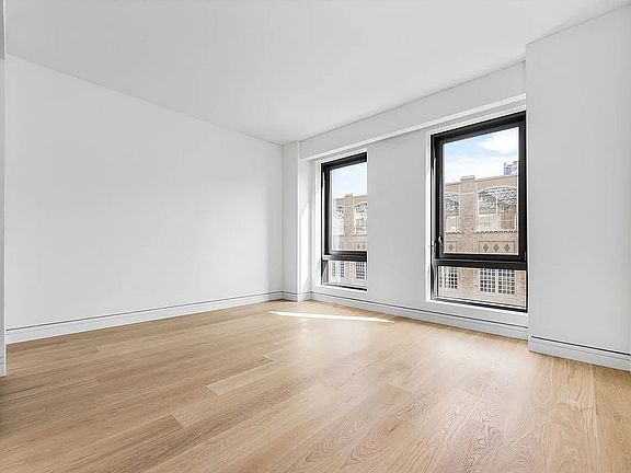 3rd image of 242 Broome St #9B