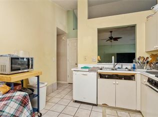 3405R Long Island Way, Valrico, FL 33594