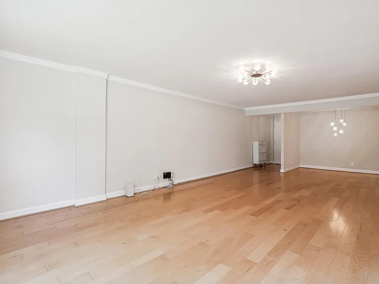 7621 Tremayne Pl #111 — Photo 5