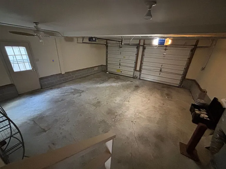 112 Jesse St — Photo 34