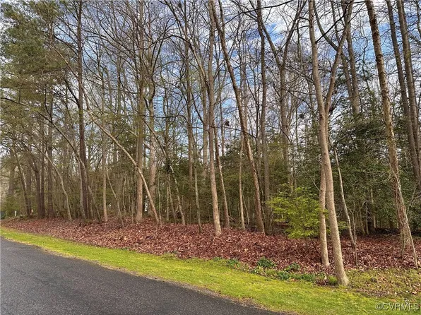 7649 Beattiemill Dr #3, Mechanicsville, VA 23111