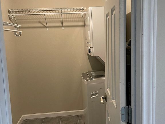5th image of 6414 Sloan St APT 1