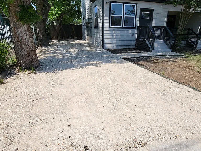 647 Hammond Ave #101 — Photo 19
